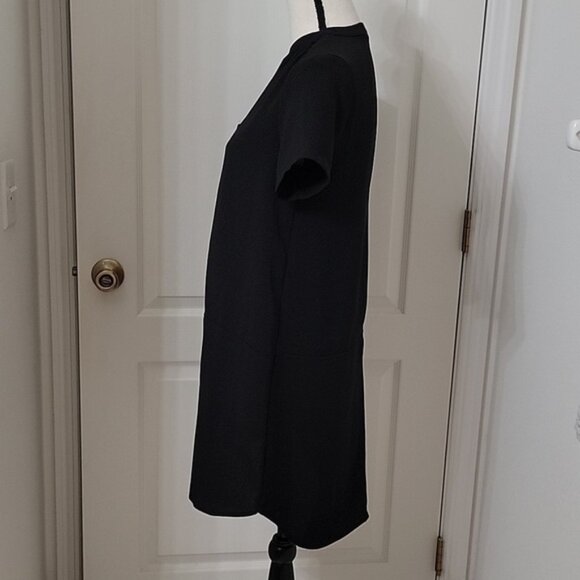 Lush Size XS Black "All In Favor" Crepe Shift Dress, V-Neck, Rounded Hem - Picture 3 of 15